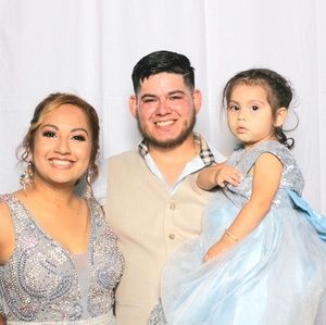 Meet your Posher, Yesenia